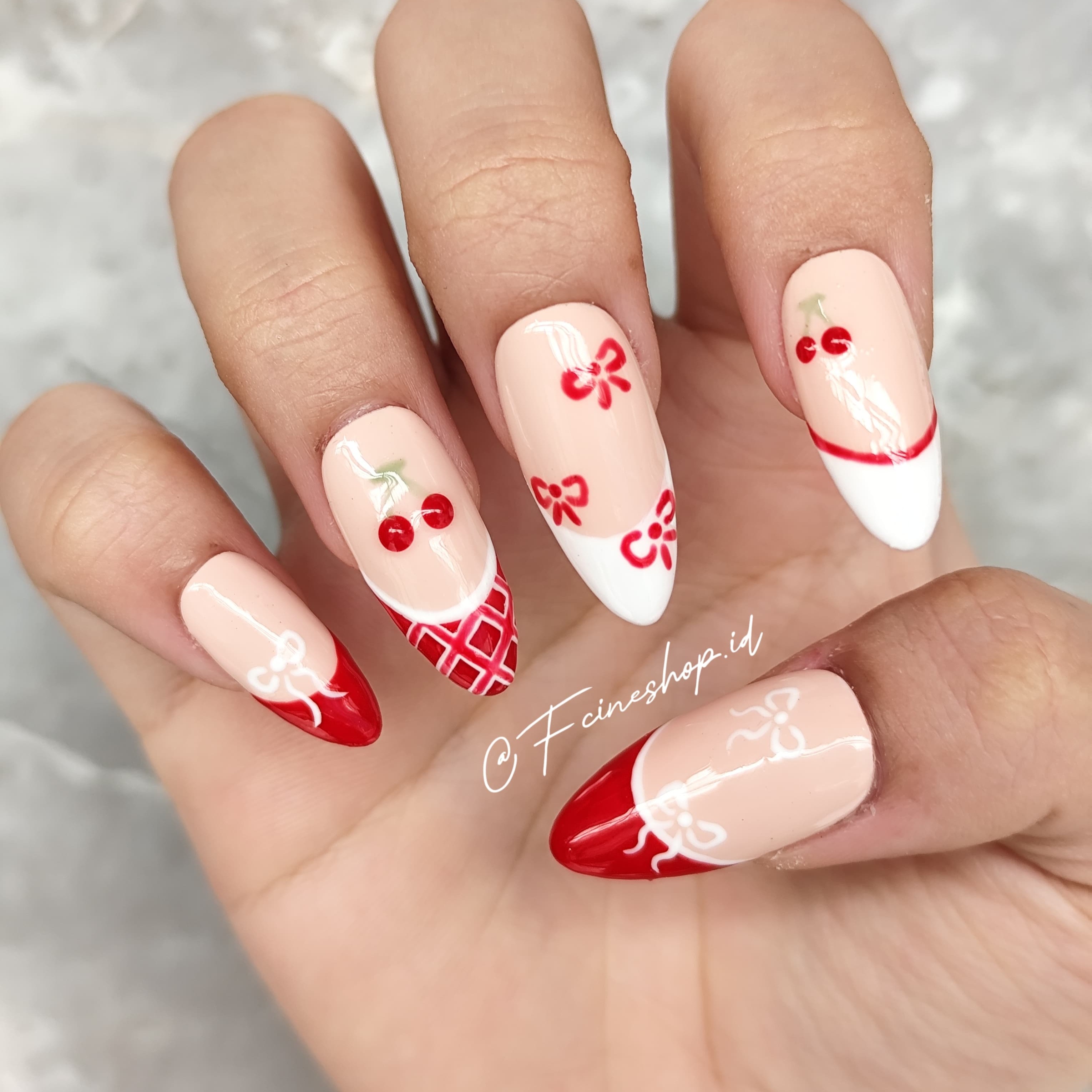 Coquette & Cherry French 2