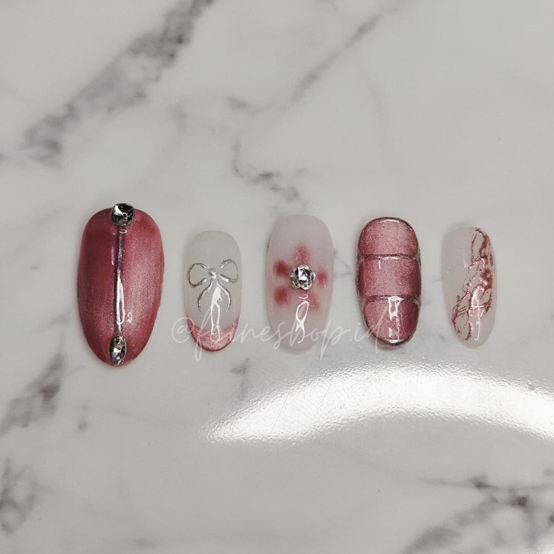 Romantic Gleam & Cat Eye